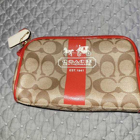 Coach make up bag - Picture 1 of 3